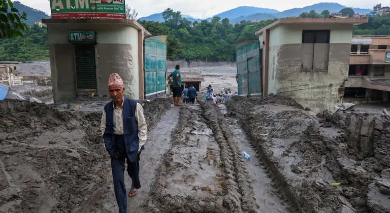 Nepal'deki selde hayatını kaybedenlerin sayısı 616'ya çıktı