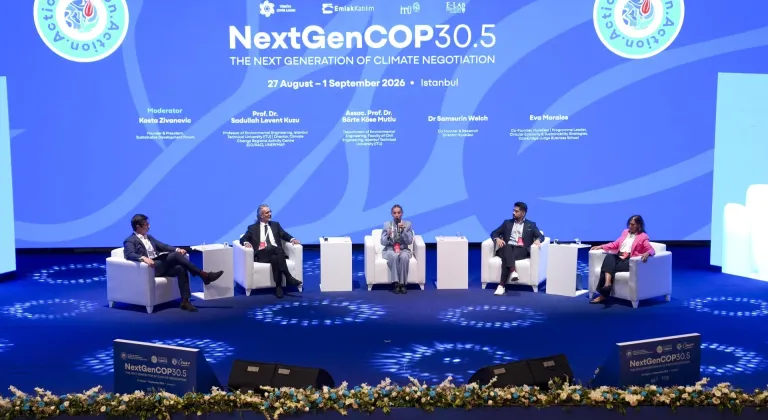"NextGenCOP30.5: İklim Zirvesi ve Gençlik Diplomasi Simülasyonu Programı" ikinci gününde devam etti