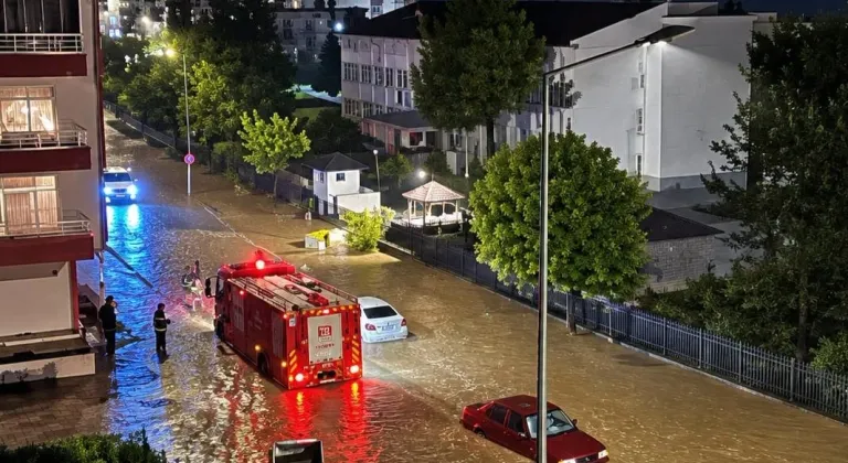Ordu ve Giresun'da sağanak etkili oldu