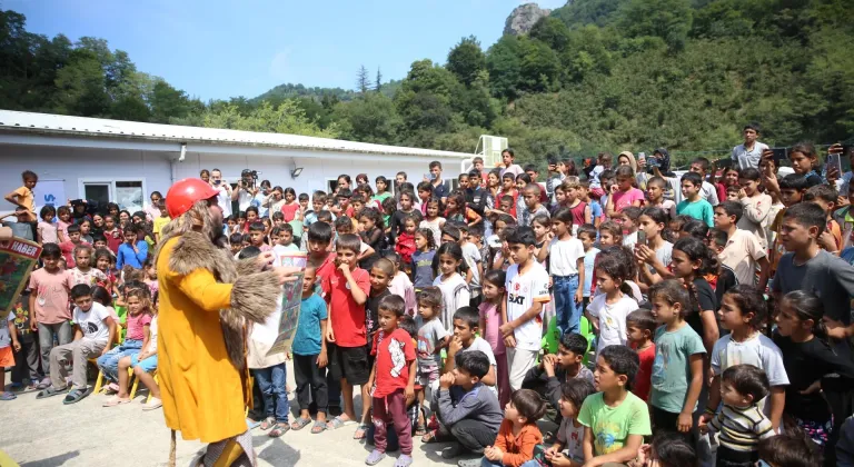 Ordu'da mevsimlik tarım işçilerinin çocukları YEDAŞ'ın düzenlediği etkinlikte eğlendi