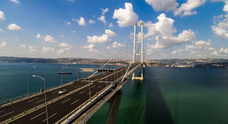 Osmangazi Köprüsü ile 10 yılda akaryakıt ve zamandan 211 milyar liralık tasarruf sağlandı