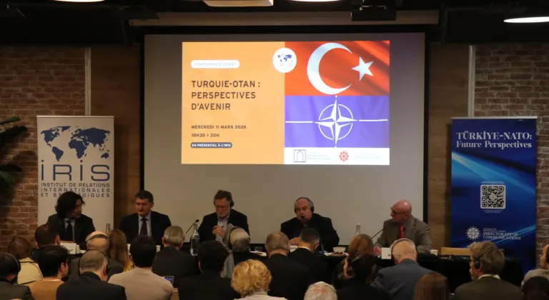 Paris'te "Türkiye-NATO: Gelecek Perspektifleri" başlıklı konferans düzenlendi