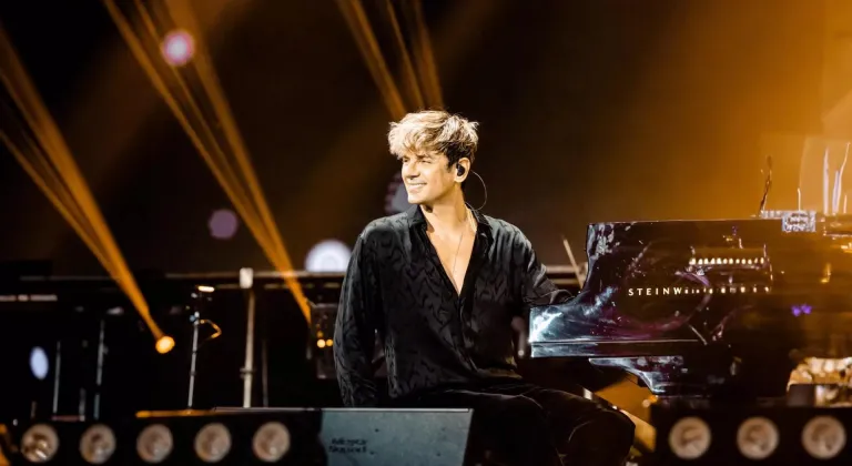 Piyanist Maksim Mrvica 5 Mayıs'ta İstanbul'da sahne alacak