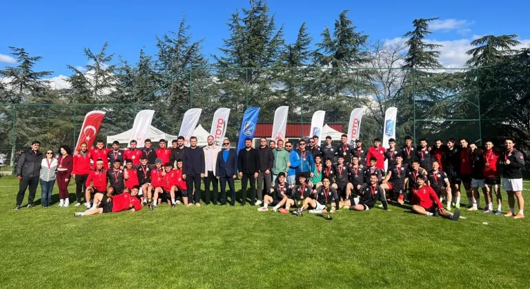 Pursaklar Belediyespor, erkekler 7'li ragbide Türkiye şampiyonu oldu