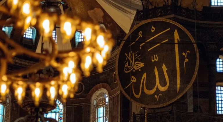 Ramazan ayının müjdecisi Berat Kandili idrak edilecek