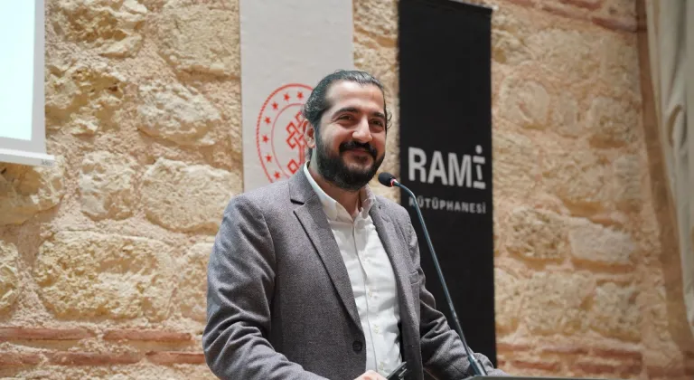 Rami Kütüphanesi'nde "Aşırı Düşünme" ile başa çıkmanın yolları ele alındı