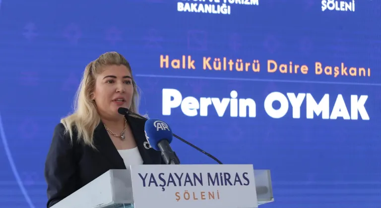 Rize'de "Yaşayan Miras Şöleni" başladı