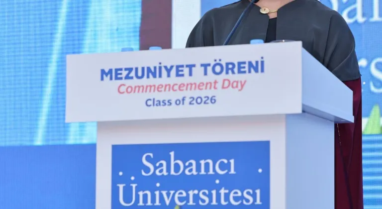 Sabancı Üniversitesi mezunu Ayşe Kıvılcım Coşkun yapay zeka alanındaki başarılarıyla öne çıkıyor