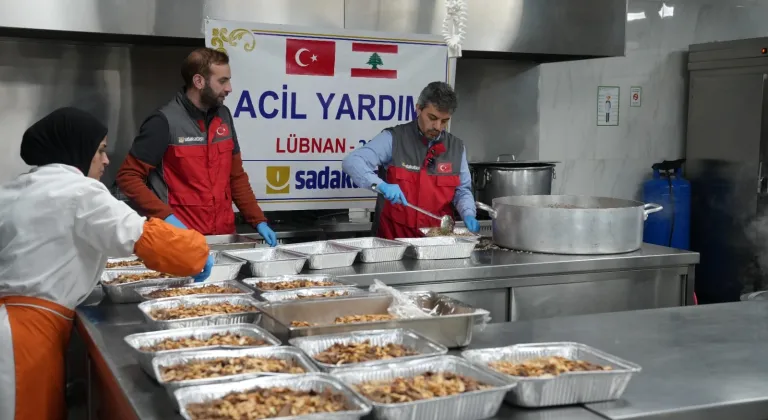 Sadakataşı Derneği, Lübnan'da İsrail saldırıları nedeniyle yerinden edilen 500 aileye yardım ulaştırdı