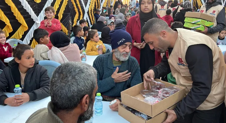 Sadakataşı Derneği ramazan boyunca Gazze'de iftar verecek