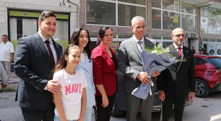 Sağlık Bakanı Memişoğlu, AK Parti Burdur İl Başkanlığı ziyaretinde konuştu: