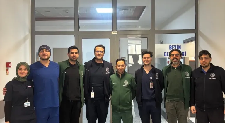 Sakarya'da modern omurga cerrahisiyle 1 yılda 100 hasta sağlığına kavuştu