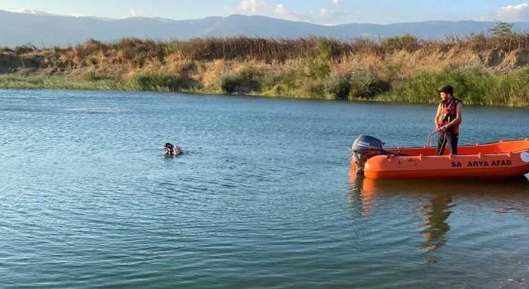Sakarya'da serinlemek için gölete giren genç boğuldu
