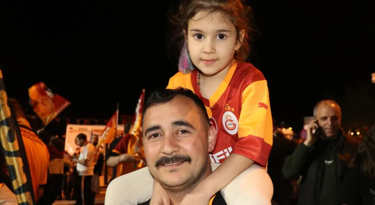 Samsun ve çevre illerde Galatasaray'ın şampiyonluğu kutlanıyor