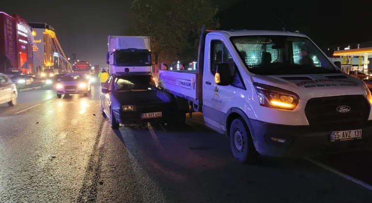 Samsun'da 4 aracın karıştığı zincirleme trafik kazasında 2 kişi yaralandı