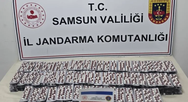 Samsun'da asma tavana saklanan 7 bin 9 uyuşturucu hap ele geçirildi