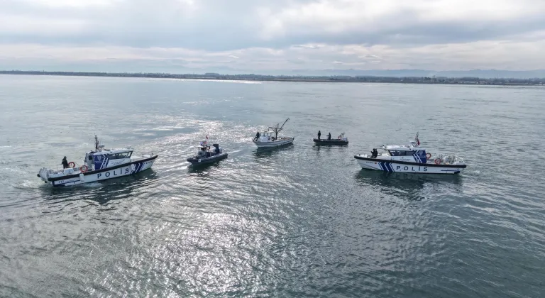 Samsun'da dronla tespit edilen kaçak midye avcılarına 472 bin lira ceza