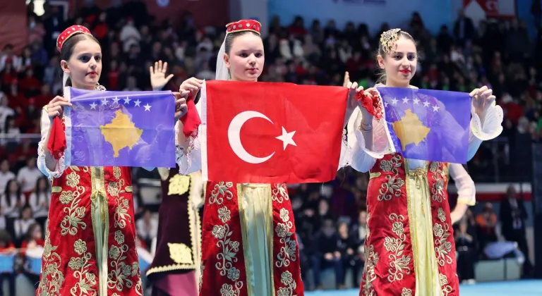 Samsun'da düzenlenen "Türk Dünyası Çocuk Festivali" sona erdi