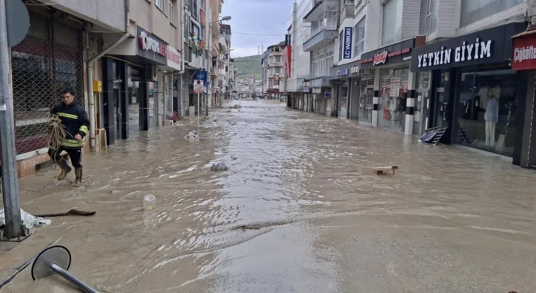 Samsun'da sağanak etkili oldu
