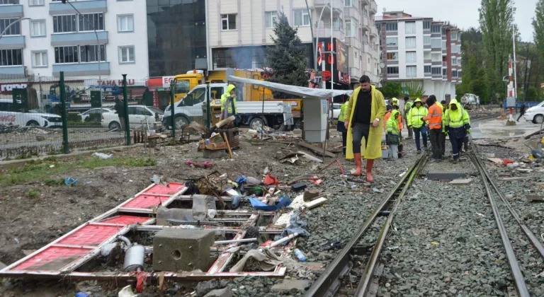 Samsun'un Havza ilçesinde selde zarar gören demir yolu onarıldı