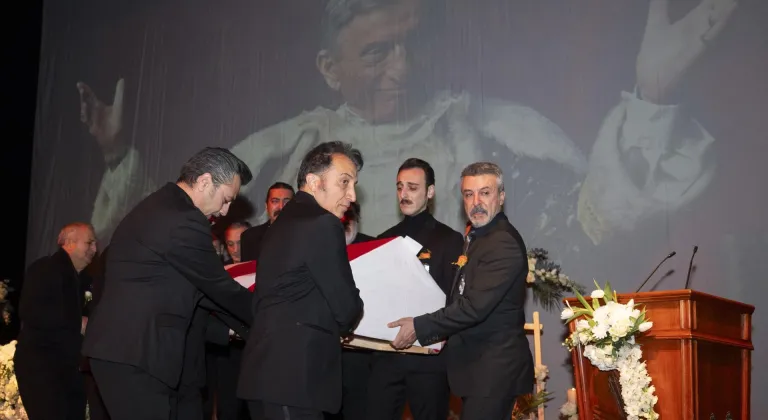 Sanatçı Haldun Dormen son yolculuğuna uğurlandı