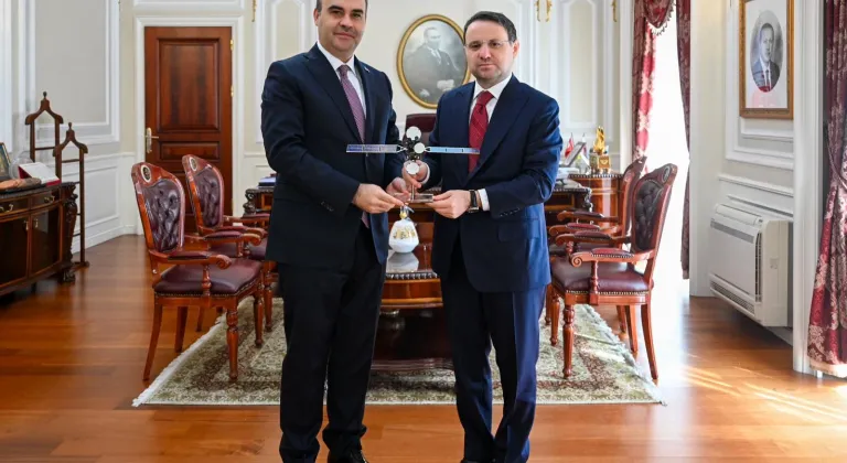 Sanayi ve Teknoloji Bakanı Kacır, İçişleri Bakanı Çiftçi ile Adalet Bakanı Gürlek'i ziyaret etti