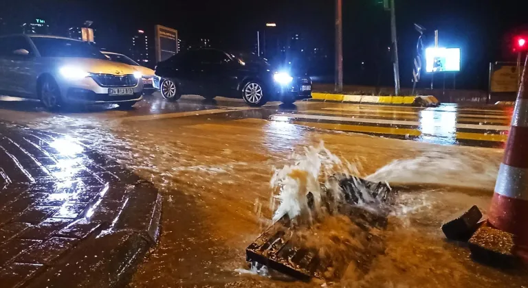 Şanlıurfa'da sağanak etkili oluyor