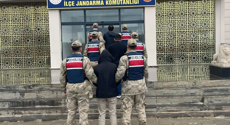 Şanlıurfa'da uyuşturucu operasyonunda yakalanan 3 zanlı tutuklandı