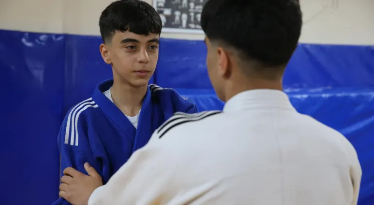 Şanlıurfalı "Yıldırım" kardeşler judoda başarılarına yenilerini eklemek için çalışıyor