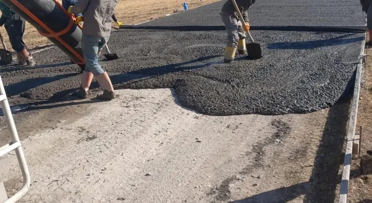 Sarıkamış Altınbulak Köyü’nde 5,1 kilometrelik beton yol tamamlandı