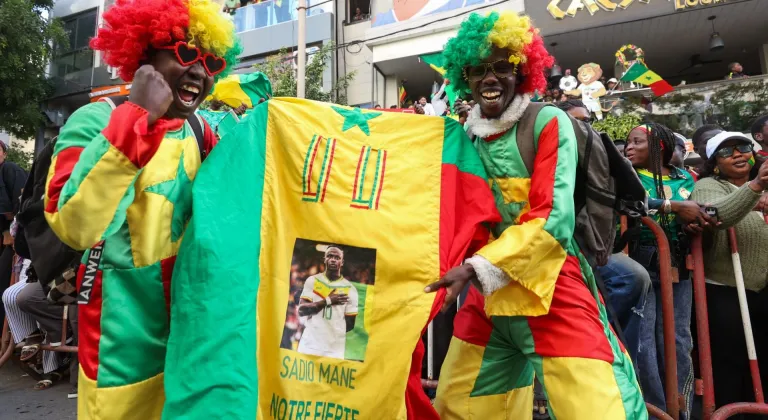 Senegal Milli Takımı, Dakar'da şampiyonluk turu attı