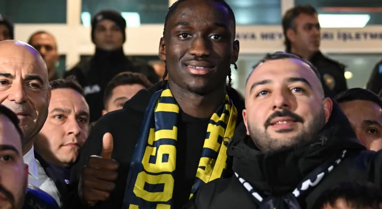 Sidiki Cherif, Fenerbahçe için İstanbul'da