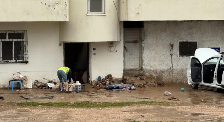 Siirt ve Kurtalan'da sağanak hayatı olumsuz etkiledi