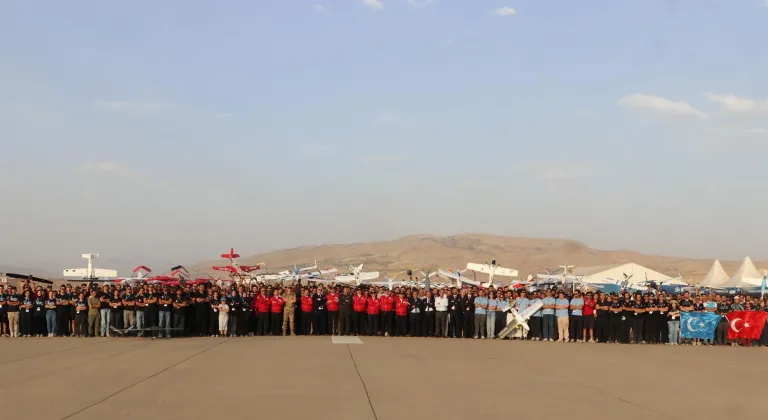 Siirt'te "TEKNOFEST Savaşan İHA Yarışması"nın ikinci kategorisi tamamlandı