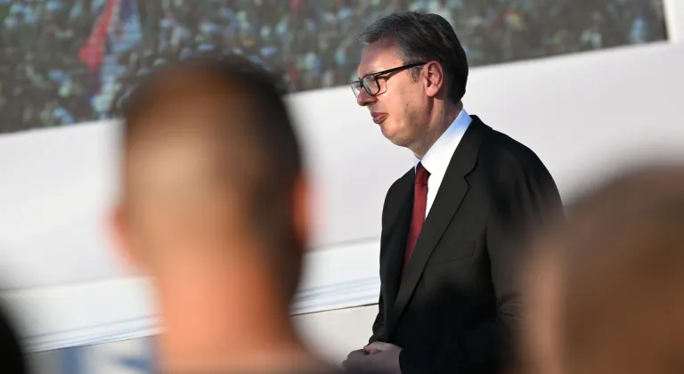 Sırbistan Cumhurbaşkanı Vucic, birkaç hafta içerisinde görevinden istifa edeceğini duyurdu