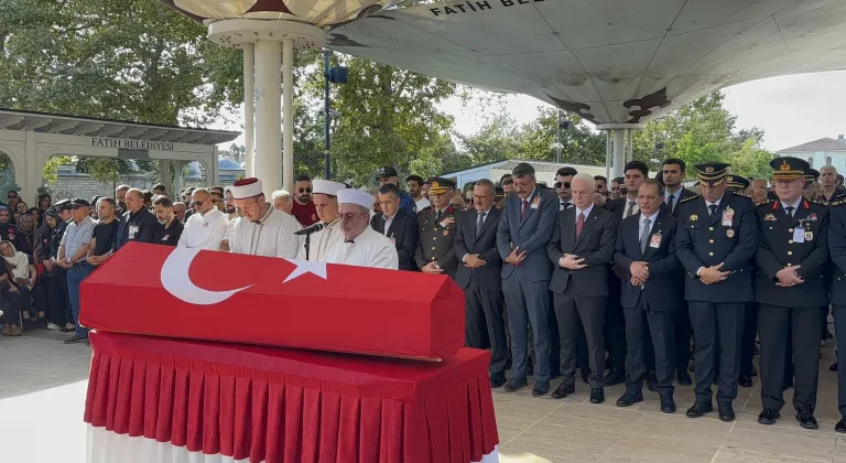 Şırnak'ta trafik kazasında şehit olan polis memuru İstanbul'da son yolculuğuna uğurlandı