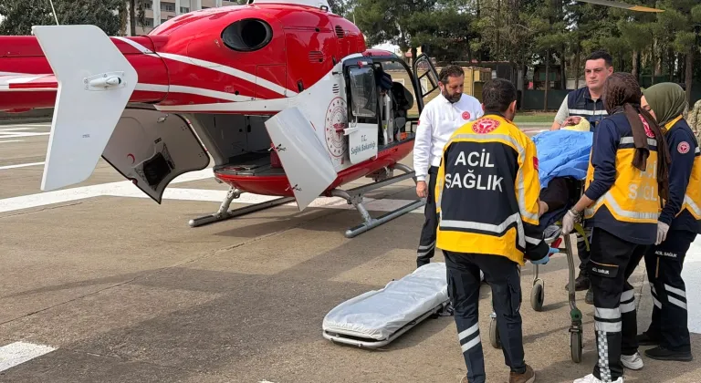 Şırnak'ta vücudunda yanıklar oluşan hasta, ambulans helikopterle Diyarbakır'a sevk edildi