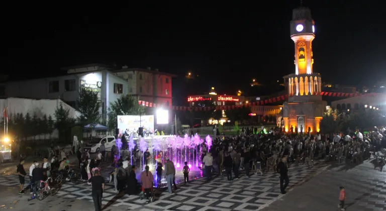 Sivas'ta kuru havuz çocukların eğlencesi oldu