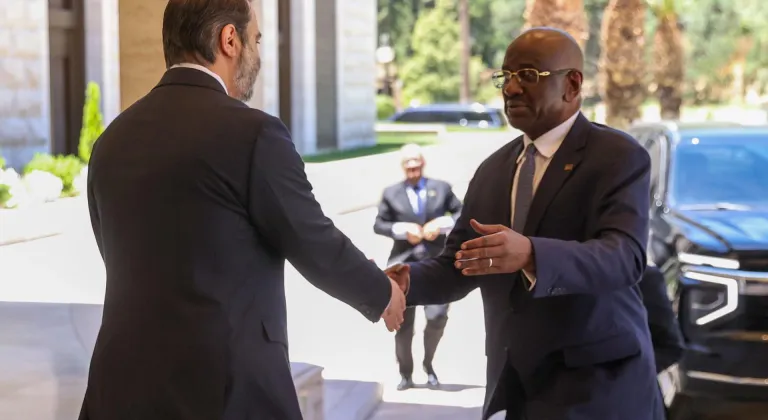 Suriye Dışişleri Bakanı Şeybani, Şam'da Moritanyalı mevkidaşı Merzuk ile görüştü