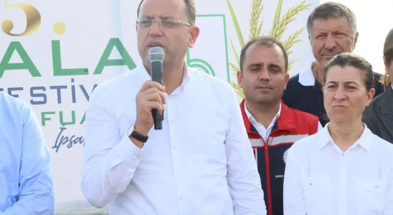 Tarım ve Orman Bakan Yardımcısı Gizligider, Edirne'de çeltik hasadına katıldı