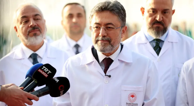 Tarım ve Orman Bakanı Yumaklı, Kırklareli'nde jeotermal serayı ziyaret etti