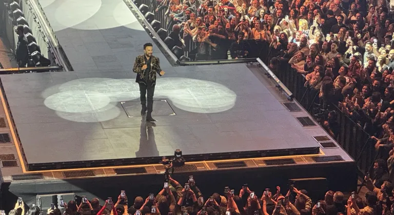 Tarkan İstanbul'daki konserlerinin ikincisini verdi