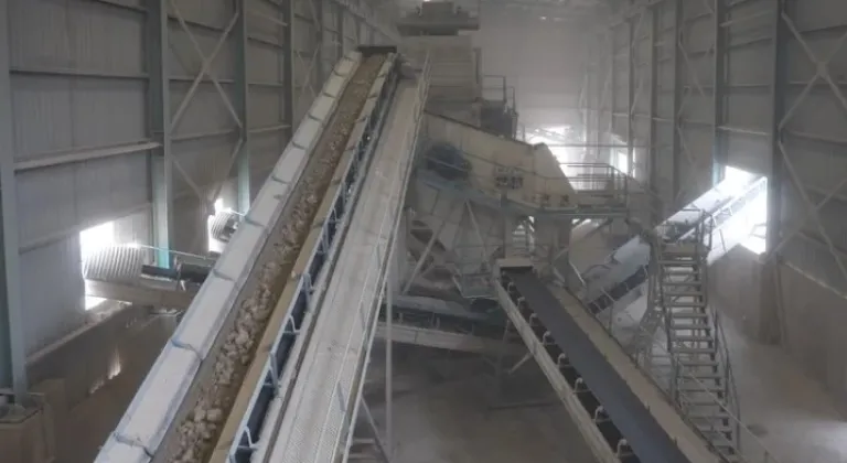 Körfez Kıyırlı'da Taş Kırma Tesisiyle Yapılan Tasarruf Dikkat Çekiyor