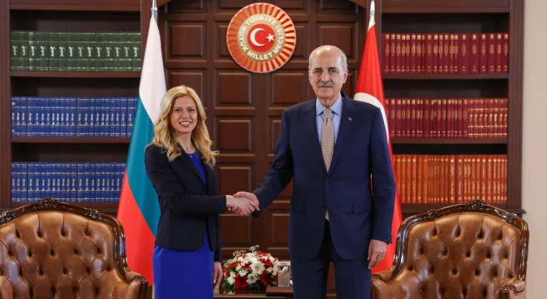TBMM Başkanı Kurtulmuş, Bulgaristan Ulusal Meclisi Başkanı Dotsova ile görüştü