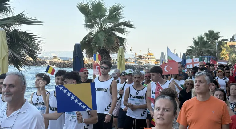 Tekirdağ’da KUMFEST kortej yürüyüşüyle başladı