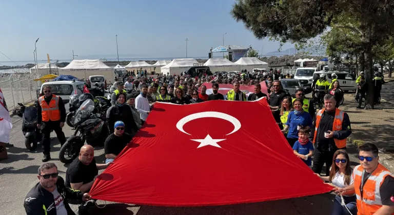 Tekirdağ’da motosiklet tutkunları, Anneler Günü ve Kakava Şenliği dolayısıyla tur düzenledi