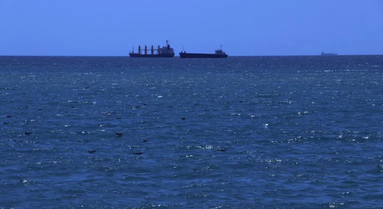 Tekirdağ'da poyraz 3 gündür deniz ulaşımını olumsuz etkiliyor