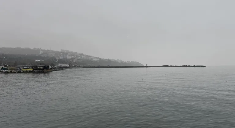 Tekirdağ'da sis deniz ulaşımını aksattı