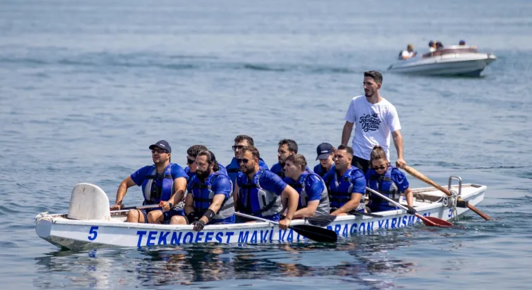TEKNOFEST Mavi Vatan'da dragon kürek yarışları düzenleniyor