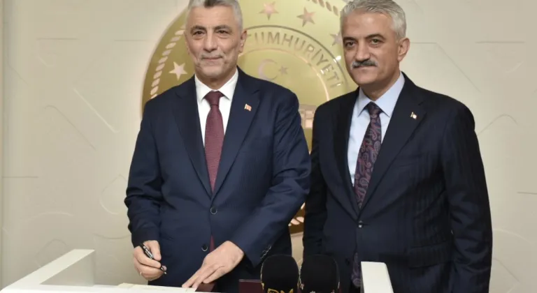 Ticaret Bakanı Bolat, Düzce Valiliği ziyaretinde konuştu: